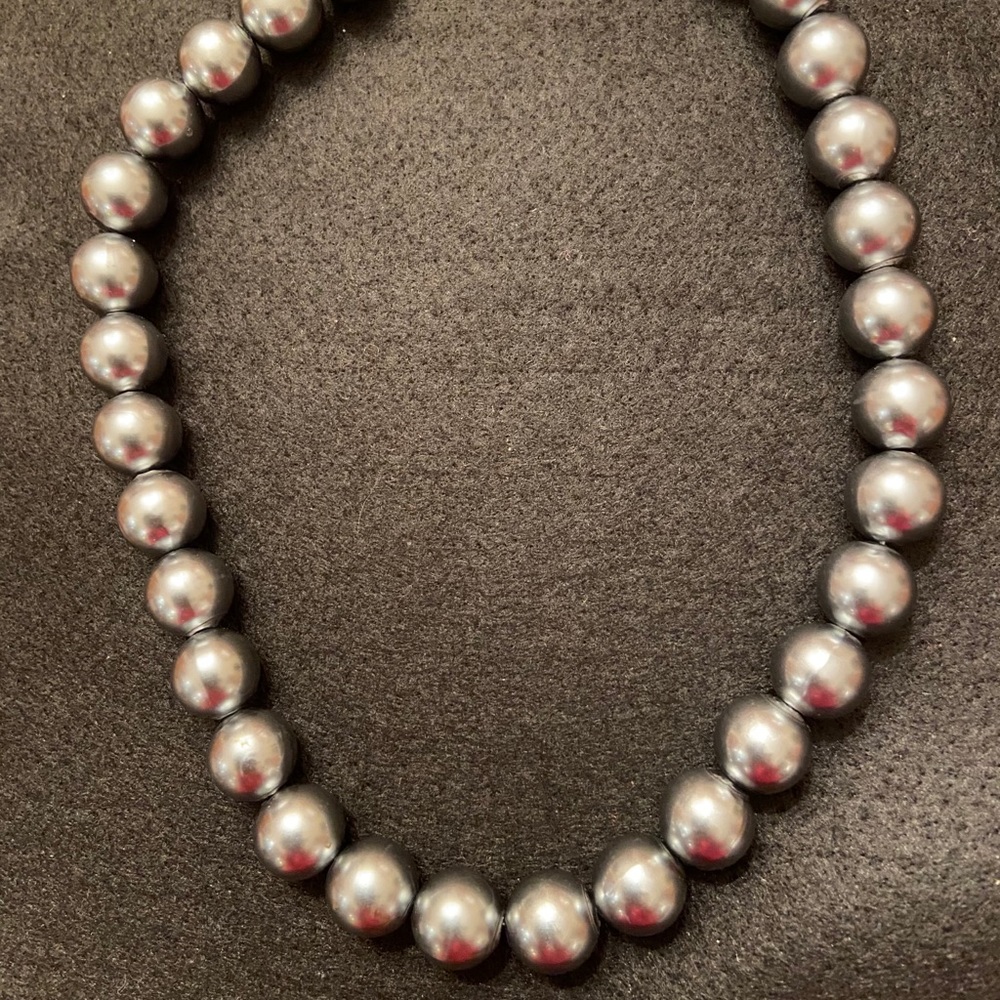 Costume jewelry necklace